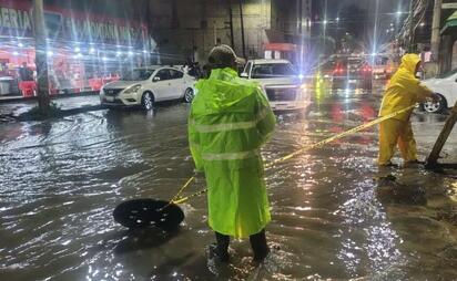Navojoa, en la colonia San Lorenzo Xicoténcatl, alcaldía Iztapalapa, donde se registra un encharcamiento con 100 metros de espejo de agua y 15 centímetros