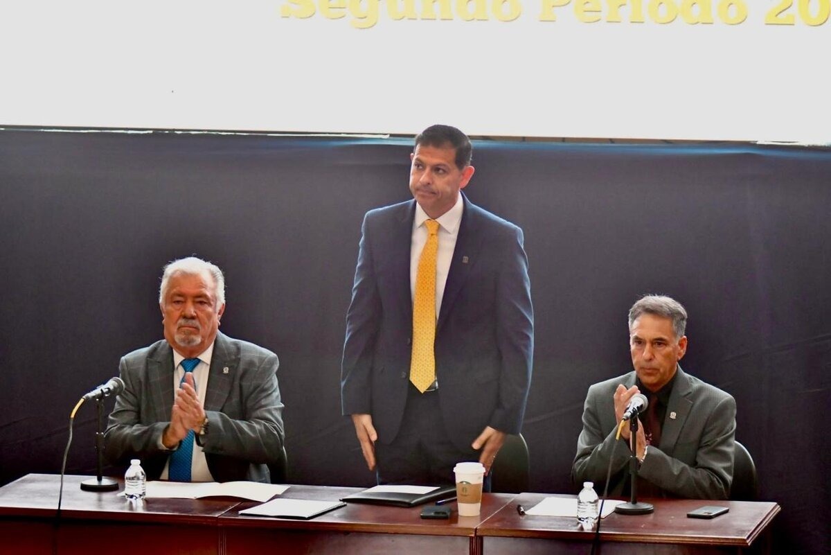 UAdeC