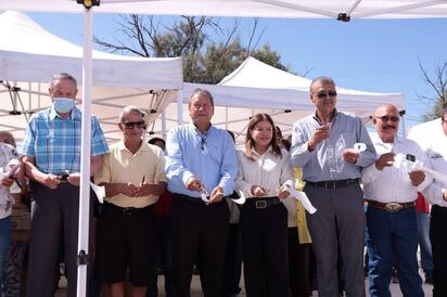Óscar Ríos entrega pavimentación de concreto hidráulico en colonia Sarabia