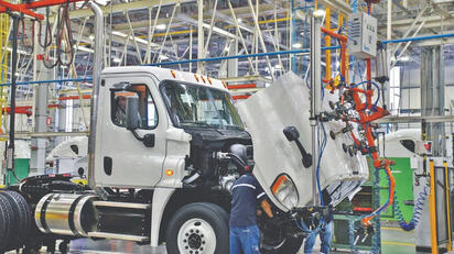 Producción de vehículos pesados en México crece 51.8%