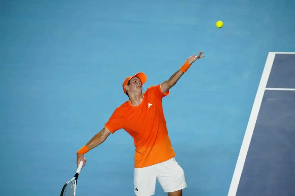 Tenis Tenis