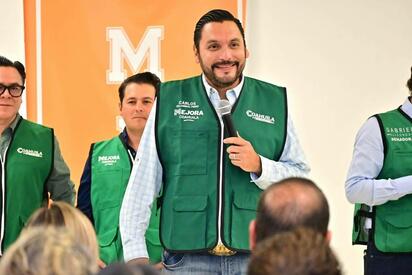 El alcalde participó en la reunión regional encabezada por el senador Gabriel Elizondo y el coordinador de la Estrategia Mejora Coahuila, Jorge Piñones.