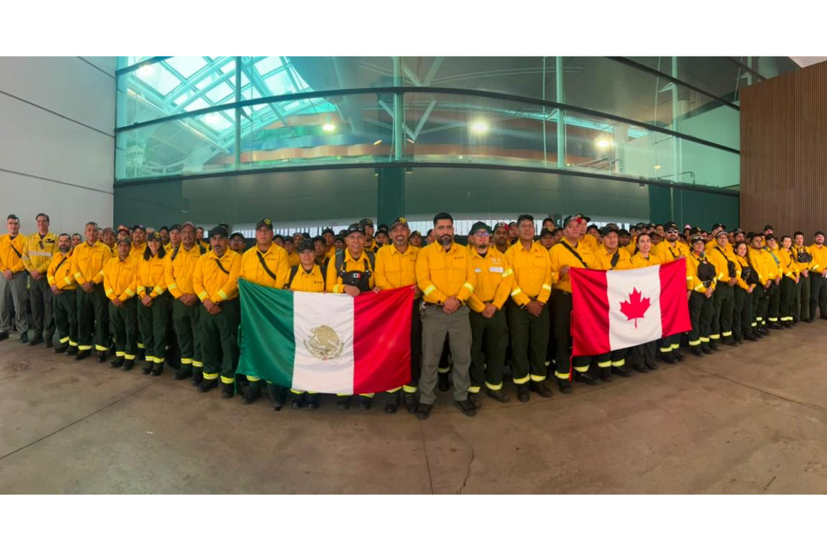 México envía cuarto contingente para combatir incendios en Canadá