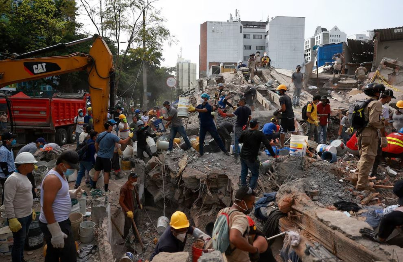 Cabify donará 1% de sus viajes a rescatistas tras terremoto en Colombia