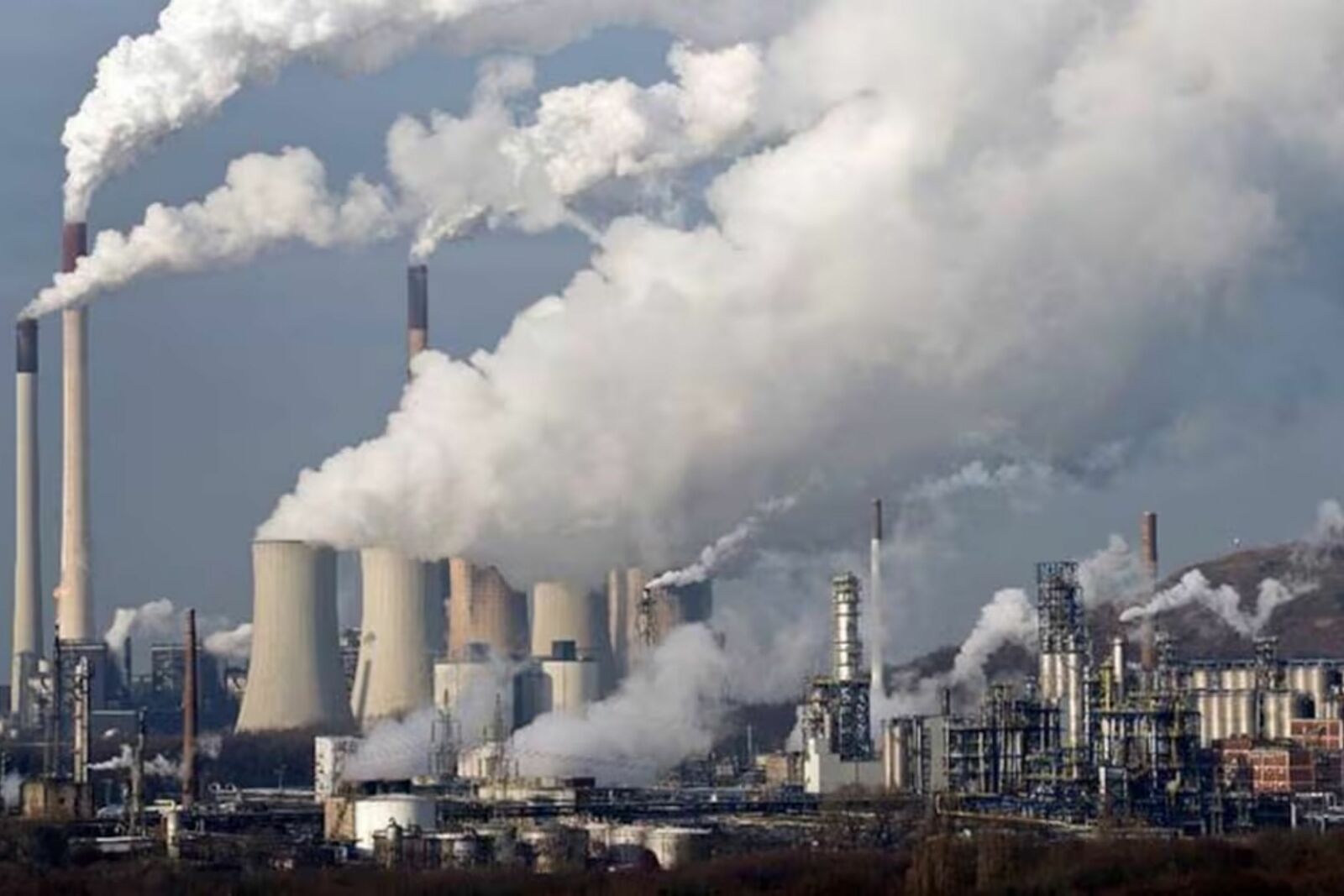 UE niega que tasa al carbono sea un arancel y responde a EU