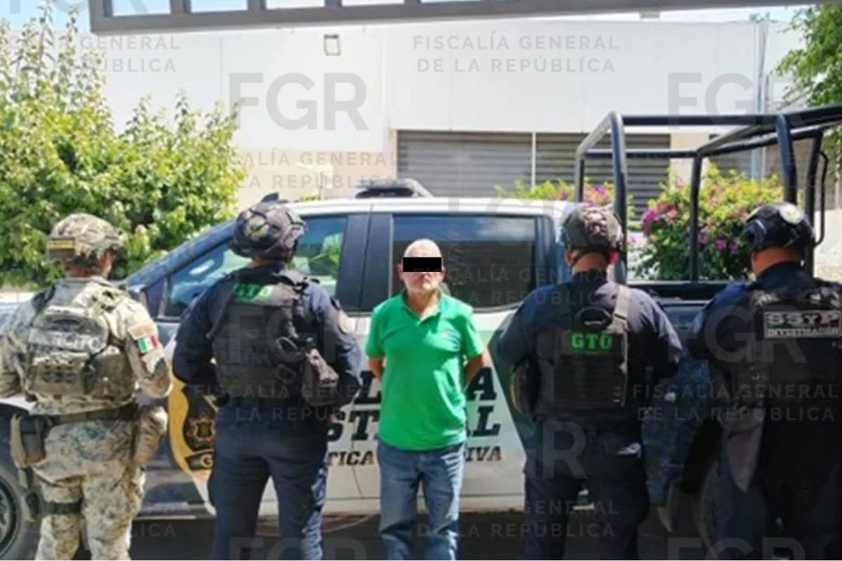 Fernando “N” es procesado por posesión de armas y narcóticos