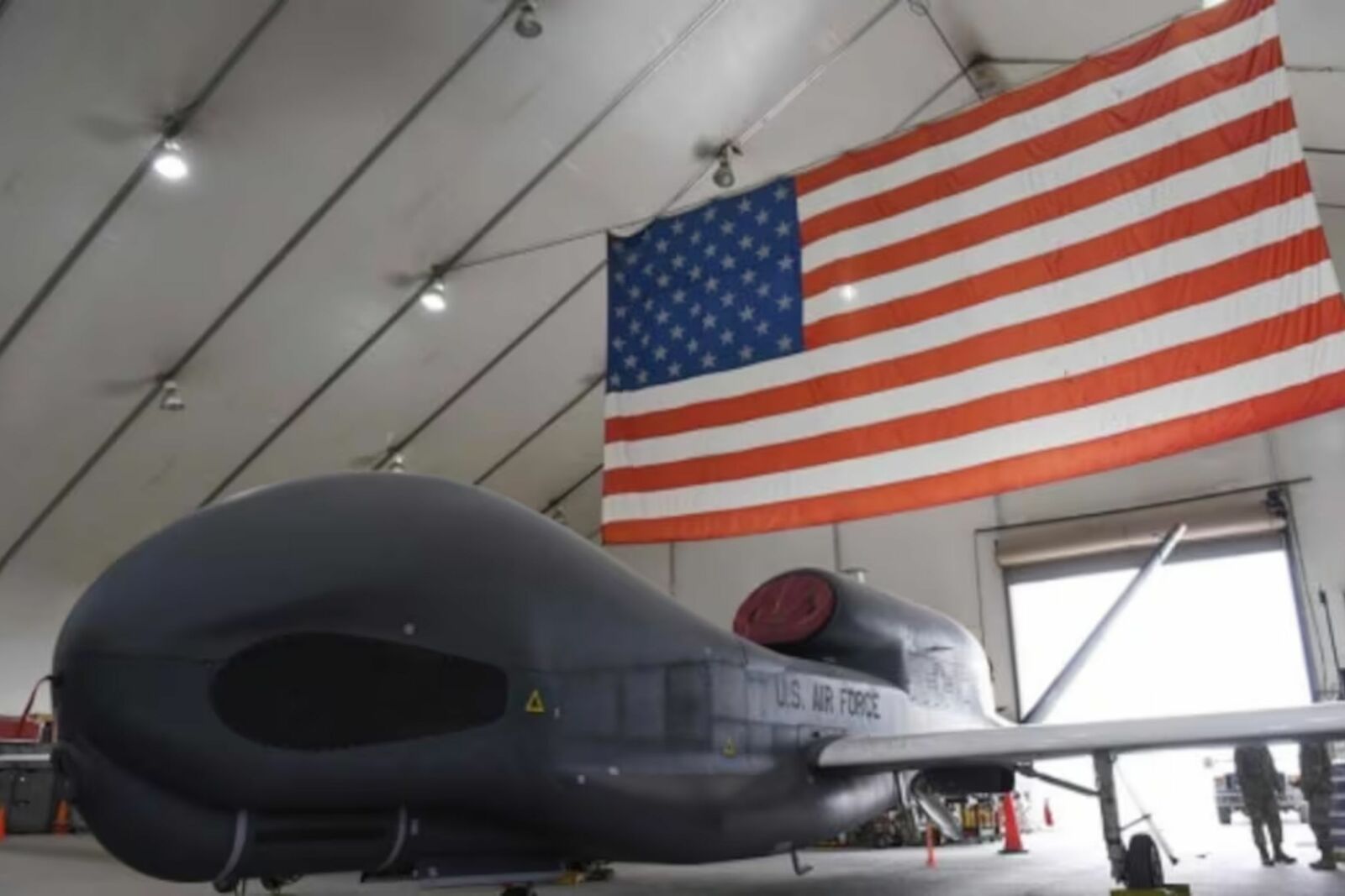 EU crea grupo internacional de drones de ataque en medio de guerra con Irán