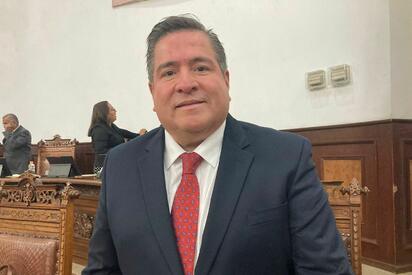 El Tribunal Electoral determinó que deben garantizarse a Fernando Rodríguez las condiciones necesarias para ejercer la diputación local.  Durante la sesión