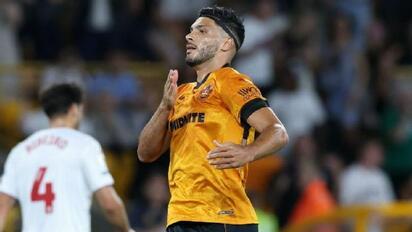 Raúl Jiménez anota en su debut con Wolves y rescata el empate 2-2 vs Blackbur