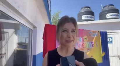 Avanza en Coahuila entrega de libros, uniformes y útiles