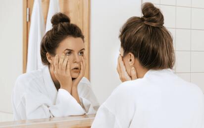 ¿Cuáles son los síntomas del descenso de testosterona en mujeres?