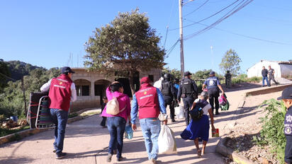 Tras meses de violencia, 17 familias regresan a sus hogares en Chilapa