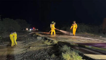 Profepa abrió una investigación tras el derrame de aproximadamente 2 mil litros de ácido sulfúrico ocurrido durante un accidente carretero en Caborca, Sonora.
