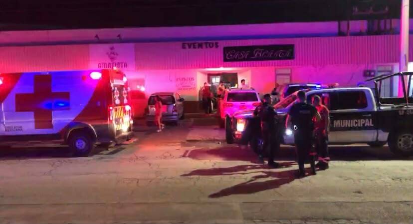 Se les acabó la fiesta: riña termina con XV años en Monclova