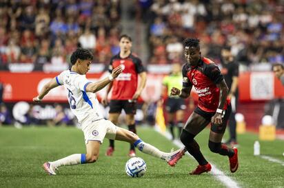 Xolos sorprende al campeón Cruz Azul y se mete al subliderato