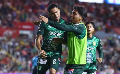 León aprovecha su gran momento y derrota al Necaxa en Aguascalientes