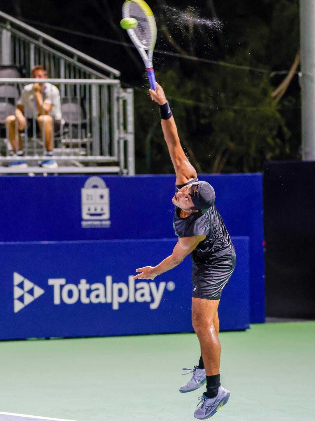 Alan Magadan vence a David Jordà Sanchis y avanza en el Cancún Country Open