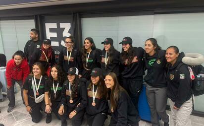 La Selección Mexicana femenil de Flag football ya está de regreso en territorio nacional con una medalla de bronce y, todavía más importante, con el boleto
