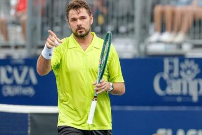    Stan Wawrinka debutó con victoria en el Cancún Country Open al vencer a Dalibor Svrčina en dos sets, ambos definidos en tiebreak, ante una afición mexicana