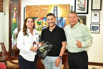 Realizan brigada de cortes de cabello gratuitos en San Juan de Sabinas