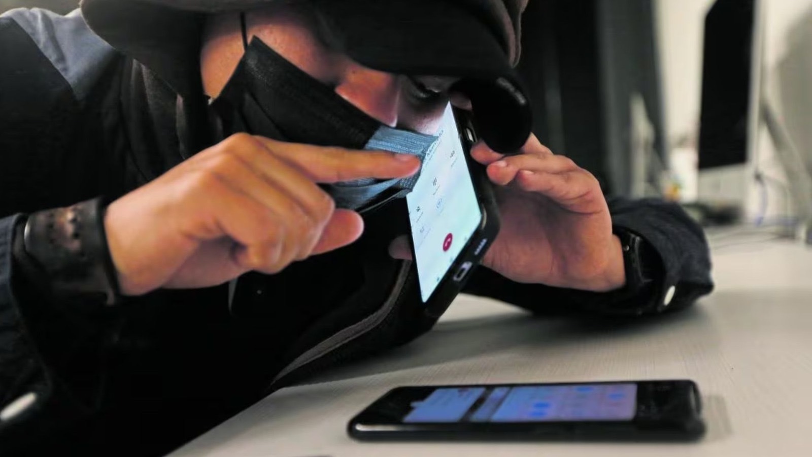 Extorsiones: Se mantienen alerta y tiene obligación de capacitar de manera constante al personal que labora en las oficinas. Extorsiones: Se mantienen alerta y tiene obligación de capacitar de manera constante al personal que labora en las oficinas.