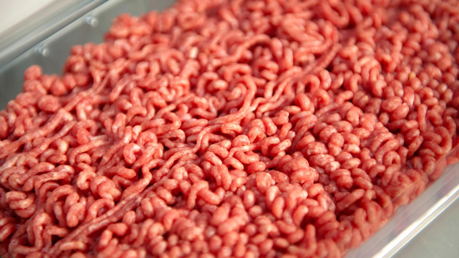 EU busca bajar precios con importación de carne molida sin arancel