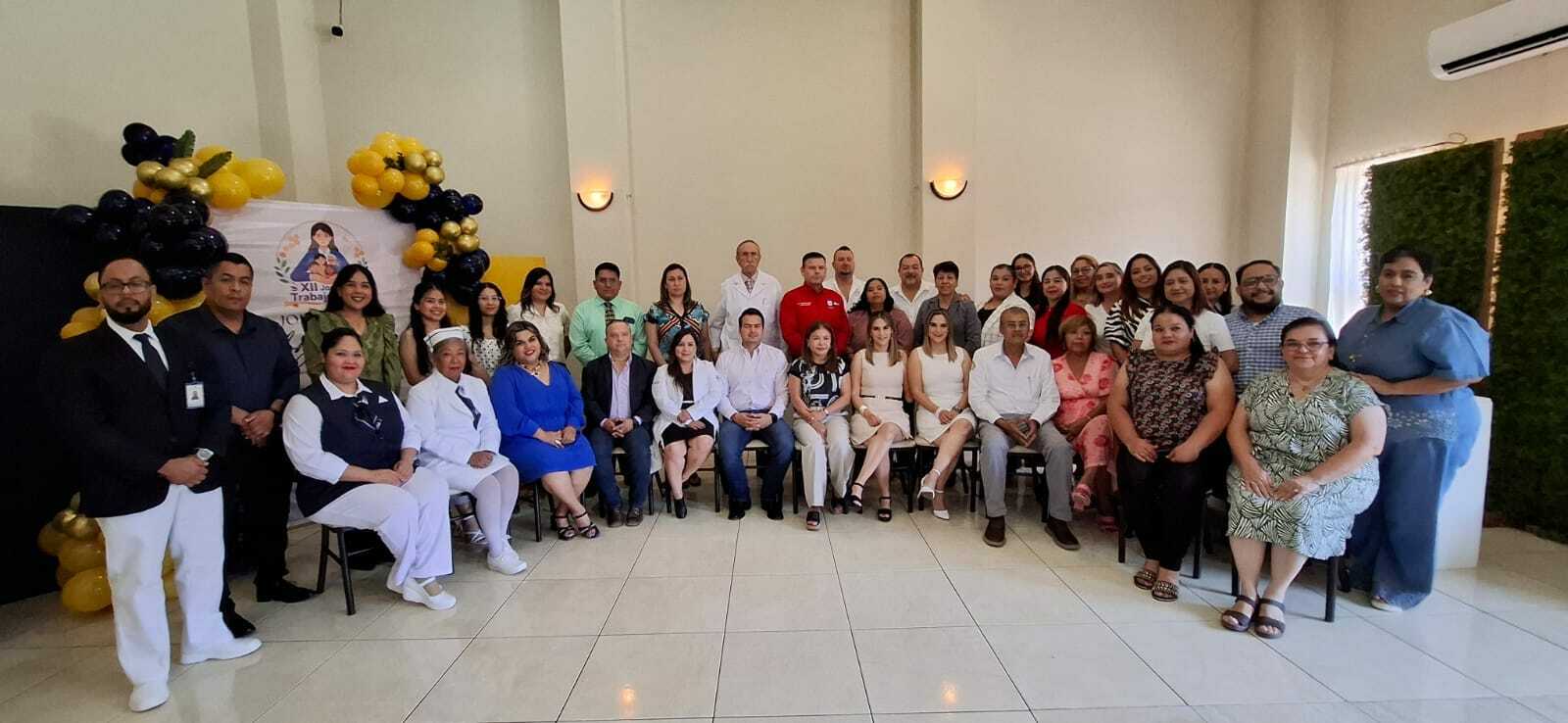 Profesionales de salud participaron en la XII Jornada de Trabajo Social en Nueva Rosita, enfocada en fortalecer el acompañamiento y atención integral.