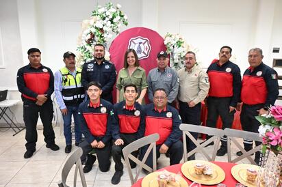 Frontera honra y reconoce a sus Bomberos