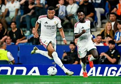 Carlos Espí le da el triunfo al Real Madrid en el estreno de Mourinho