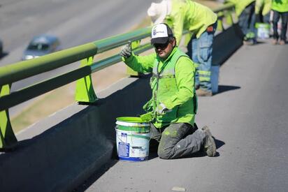 Renuevan señalización y pintura en vialidades