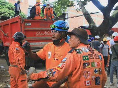 APOYO Héctor Méndez, Topo Mayor, regresó a México tras dos meses de labores de rescate en Venezuela y Colombia después de fuertes terremotos. Héctor