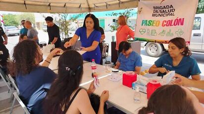 Torreón acerca servicios médicos y preventivos a familias en Paseo Colón