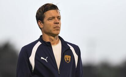 Solari pide calma a la afición de Pumas