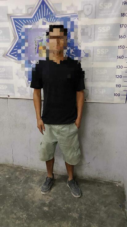 Detienen a hombre tras video donde presuntamente consume droga frente a menor