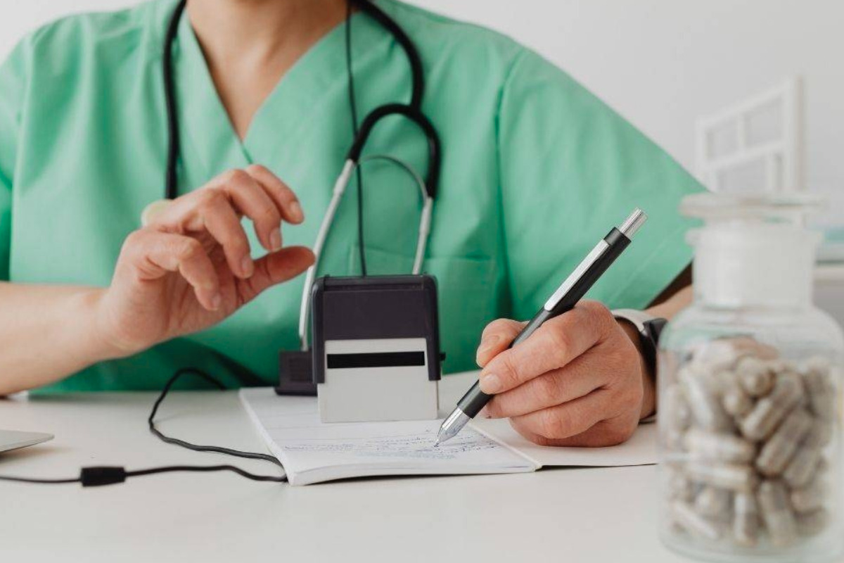 Enfermeras podrán recetar medicamentos desde septiembre