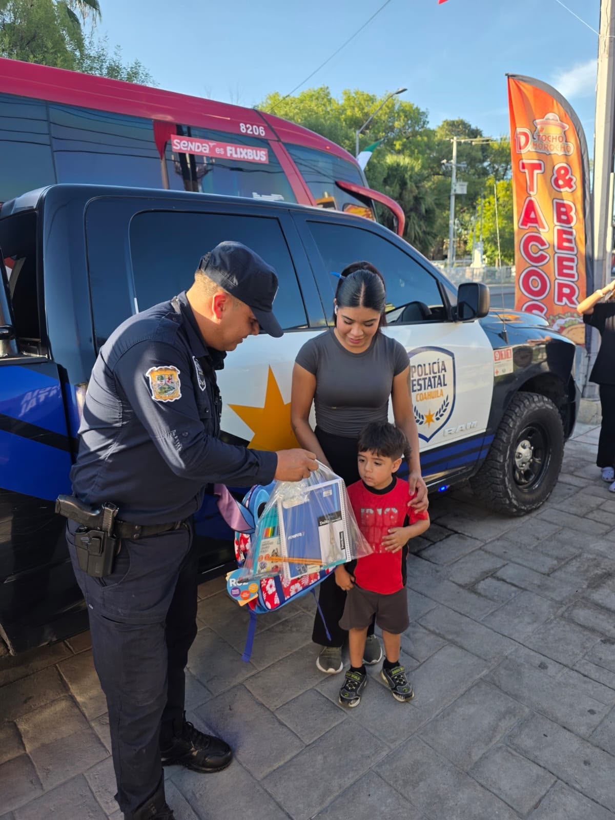 PCC entrega útiles escolares a estudiantes de Piedras Negras previo al regreso a clases