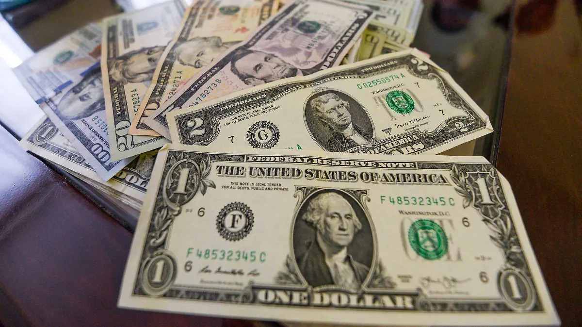 México registra superávit de 8,927 millones de dólares en junio