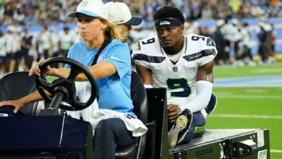    Los Seahawks colocaron al profundo Bud Clark y al liniero ofensivo Mason Richman en la lista de reservas lesionados, perdiéndose ambos la temporada 2026.