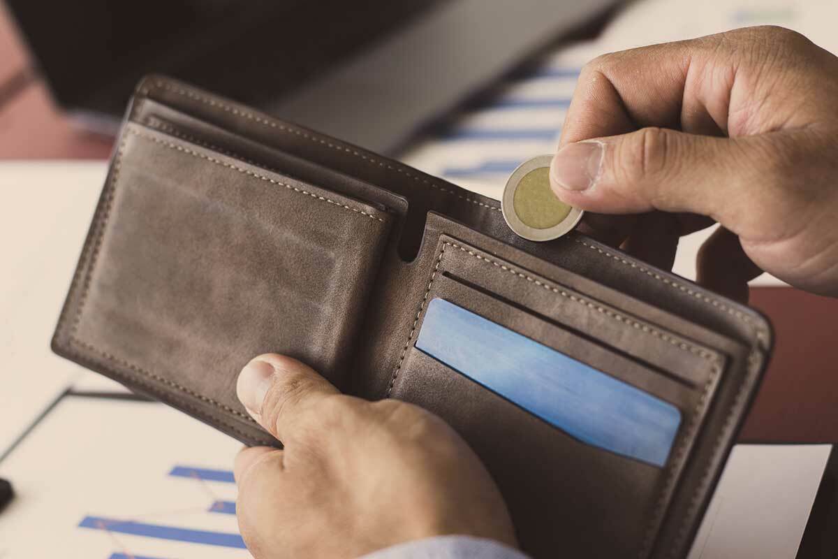 Pobreza laboral rompe racha a la baja y llega a 31.9%