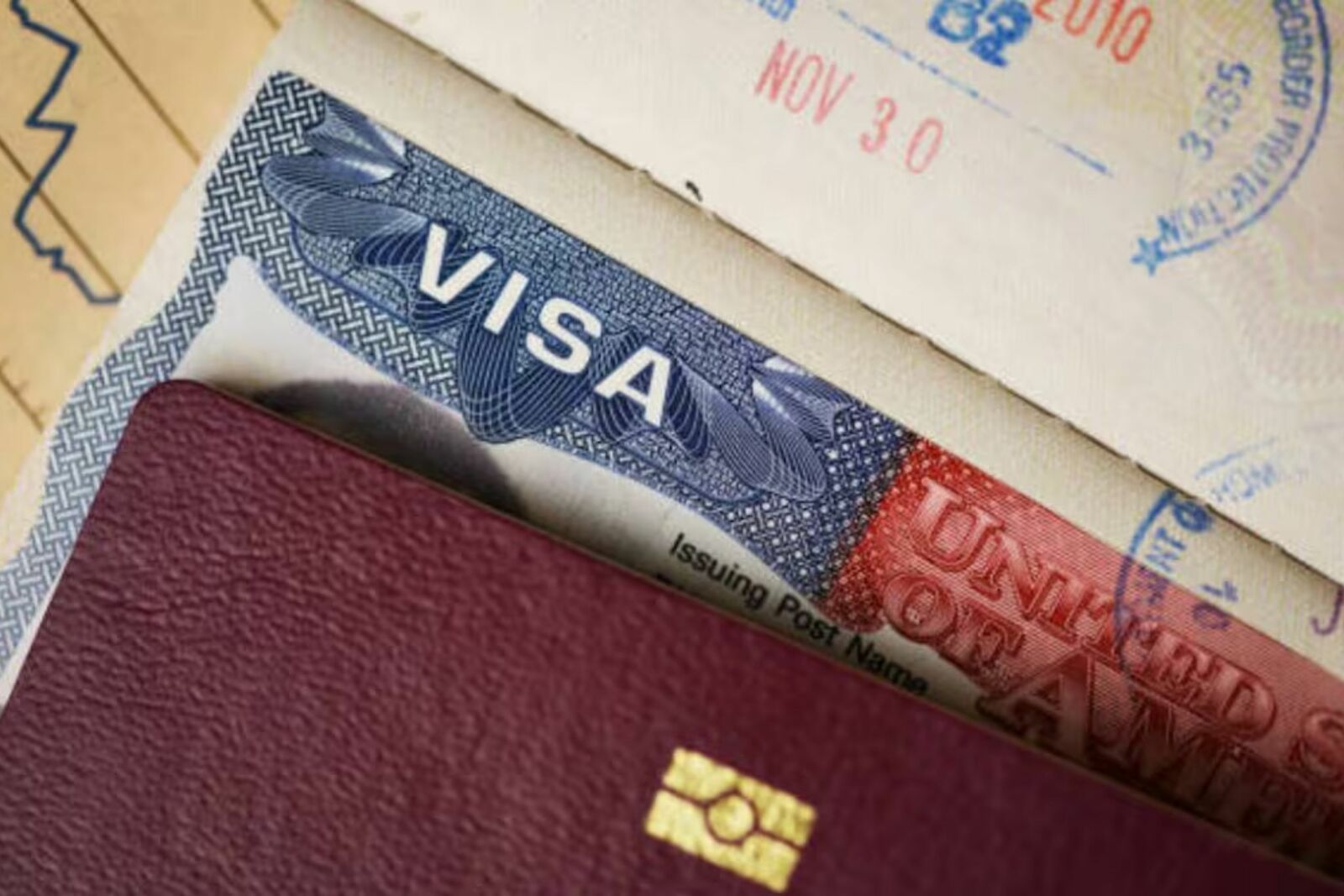 EU pausa citas para visas de inmigrante en todo el mundo