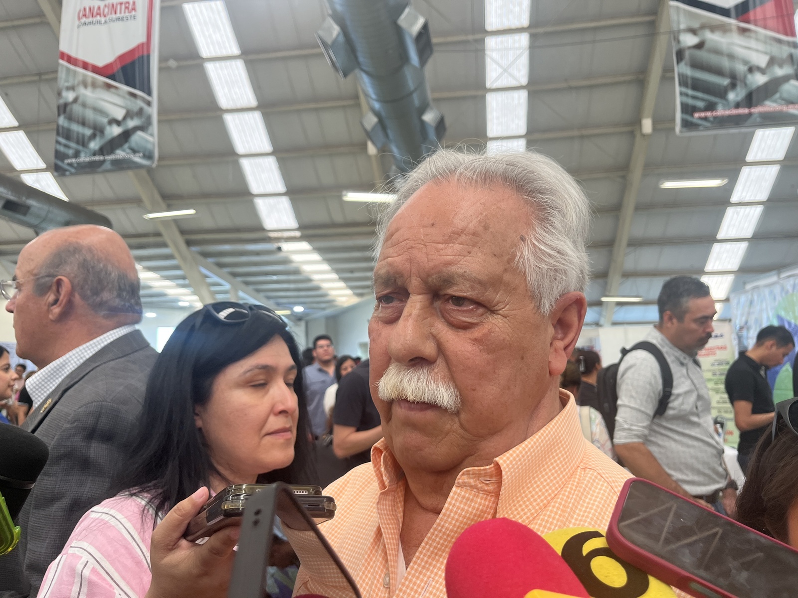 Familias de Saltillo gastan hasta 6 mil pesos por hijo en el regreso a clases