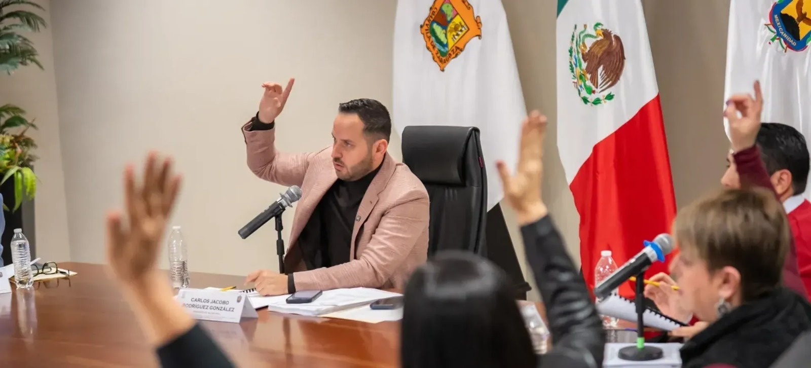 “No me importa cómo voten”: Jacobo minimiza 13.ª reprobación de la Cuenta Pública