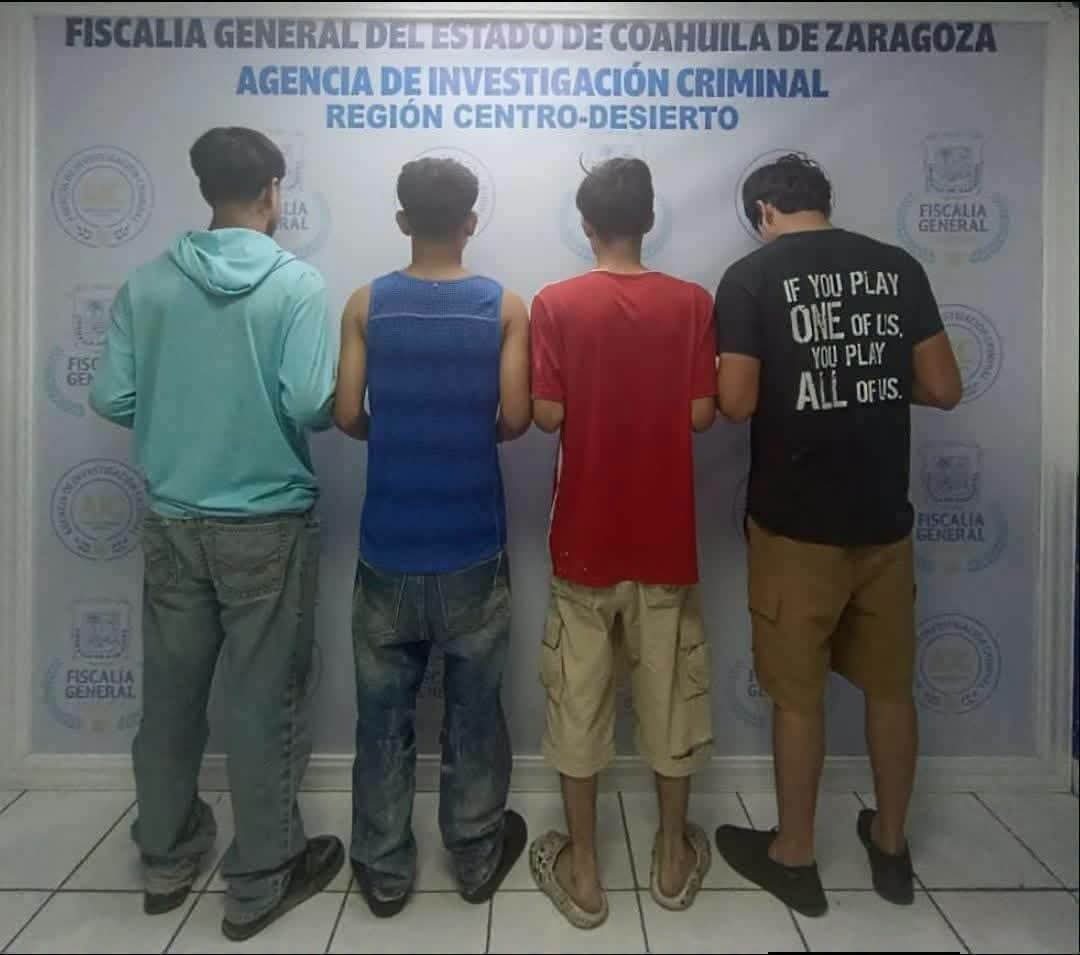 Cuatro adolescentes, señalados por saquear cuatro escuelas en una sola noche