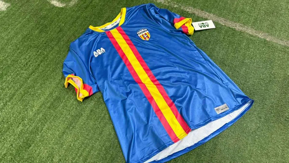 Rangers FC de Marco Fabián presenta sus nuevos uniformes