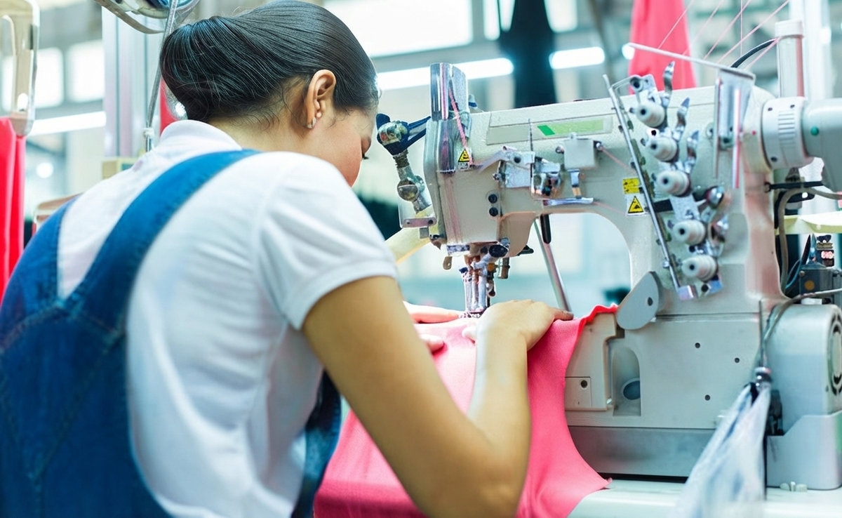 SCJN valida aranceles temporales a textiles y prendas de confección