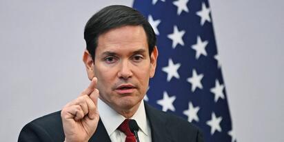 De acuerdo con el funcionario estadounidense, estos recursos respaldarán miles de empleos bien remunerados.   El secretario de Estado de Estados Unidos, Marco