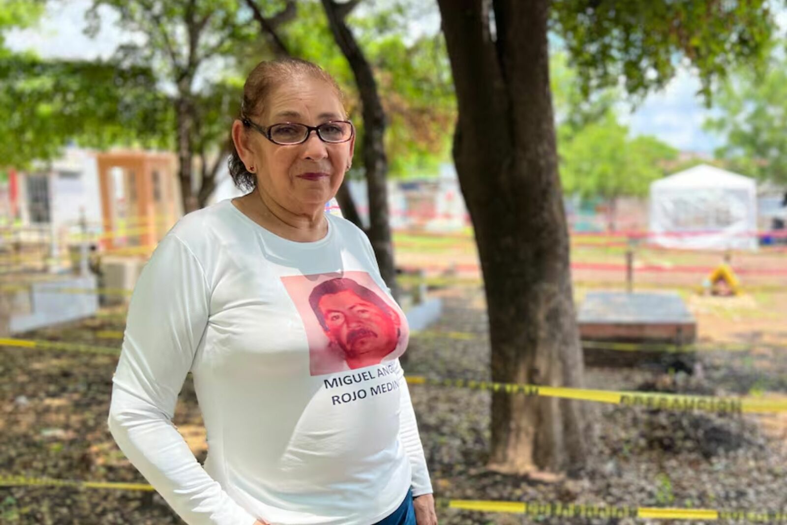 Alma Rosa Rojo, madre buscadora, es atacada a balazos en Culiacán