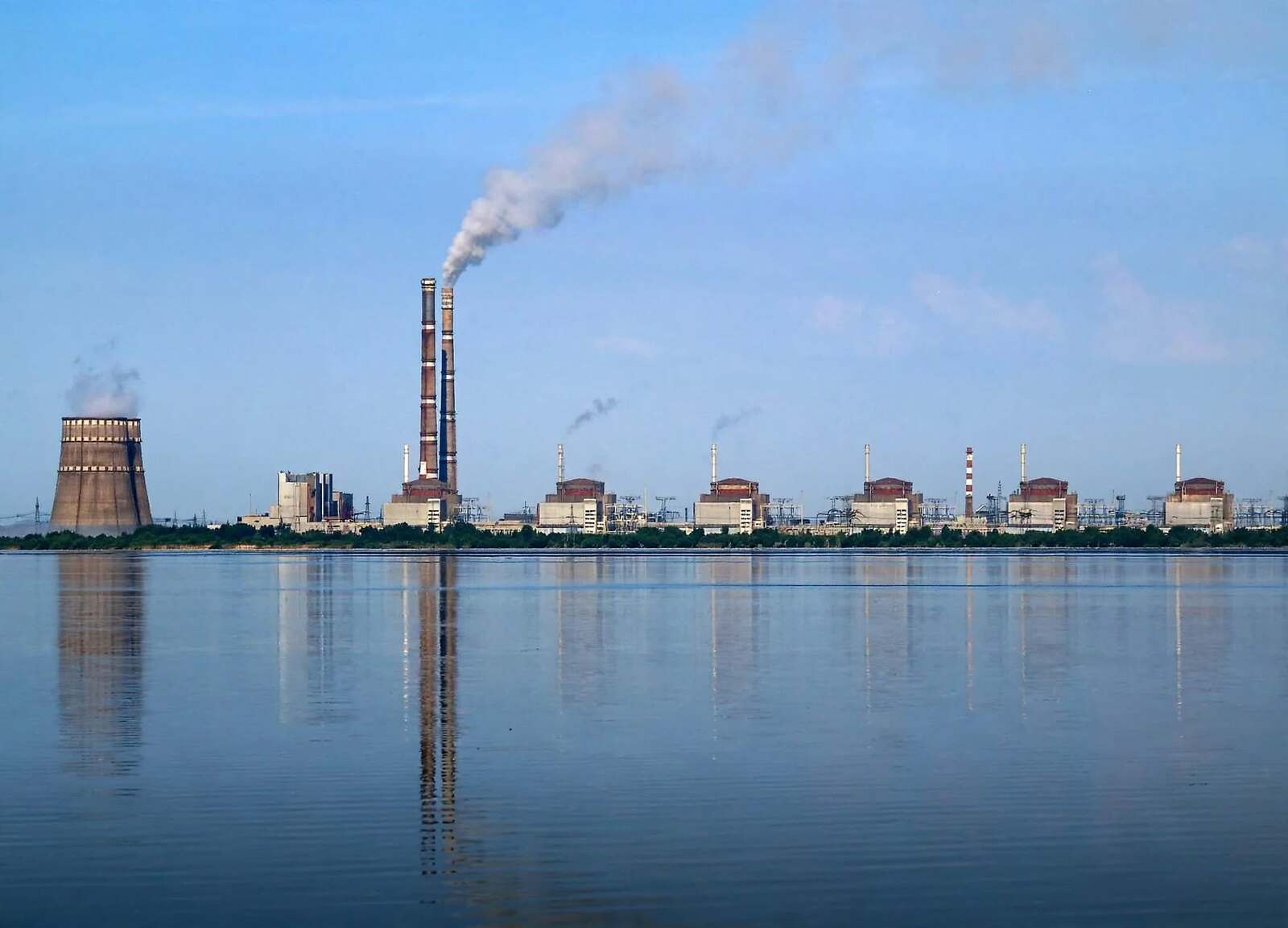 OIEA alerta sobre falta de electricidad externa en central nuclear de Ucrania