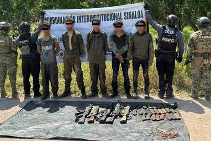 Autoridades federales y estatales realizaron distintos operativos en Sinaloa, donde detuvieron a ocho personas y localizaron un campamento.  Ocho personas