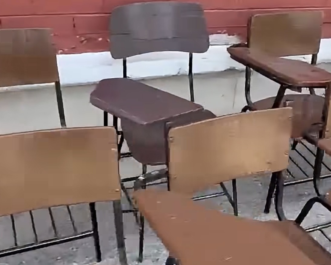 Aclaran que mobiliario señalado en redes no fue enviado a secundaria Abel Herrera Rodulfo